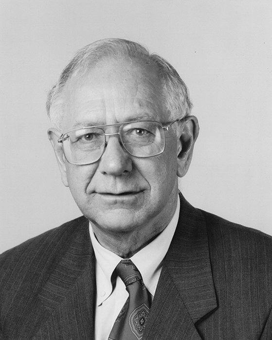 Harry Featherstone was promoted to president of The Will-Burt Company after Bill Baer’s unexpected passing in 1984. Harry and the company faced many challenges after a personal injury lawsuit was filed against Hi-Lo scaffolding which was a Will-Burt customer. Hi-Lo scaffolding filed for bankruptcy and subsequently went out of business. Will-Burt manufactured components for this product and had the deepest pockets.