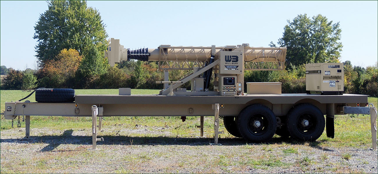 The RDES includes a mast tilt system that delivers a compact transport envelope.  The system is available in heights of 80 ft. / 24m or 120 ft. / 36m.  The powerful telescopic mast can elevate a 1,200 lb. / 544kg payload - no need for crane assistance.